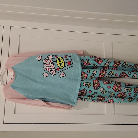 Girls Cozy Pajama Set - Picture 1 of 6